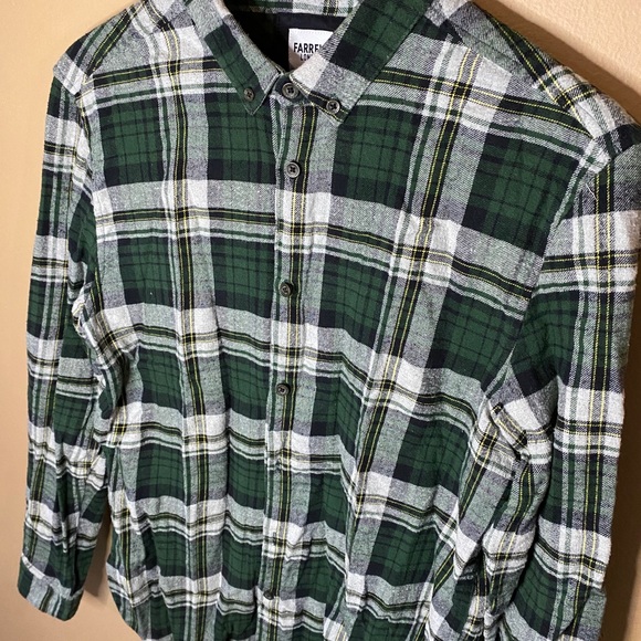 Flannel - Picture 1 of 2